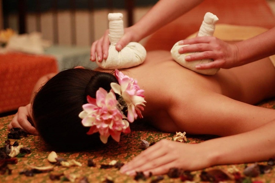 Massage y học cổ truyền