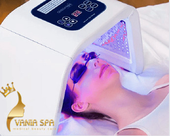 Điều trị mụn bằng ánh sáng sinh học